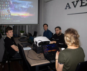студенты и преподаватели курсов в  Москве 